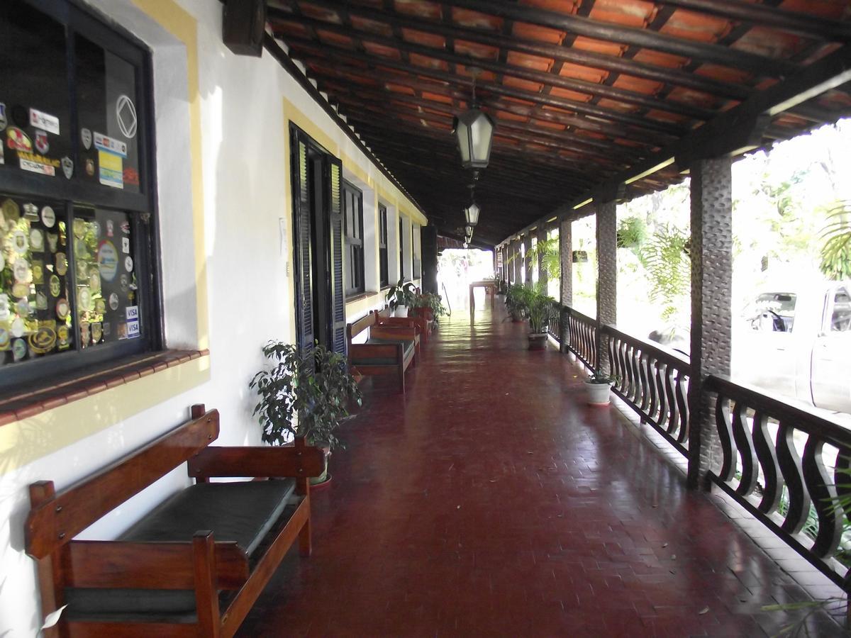 Hotel Miguel Pereira Kültér fotó